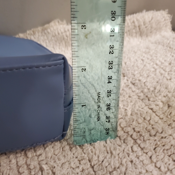 Salvatore Ferragamo Blue Cosmetic Pouch Turkish Airlines - Picture 7 of 8